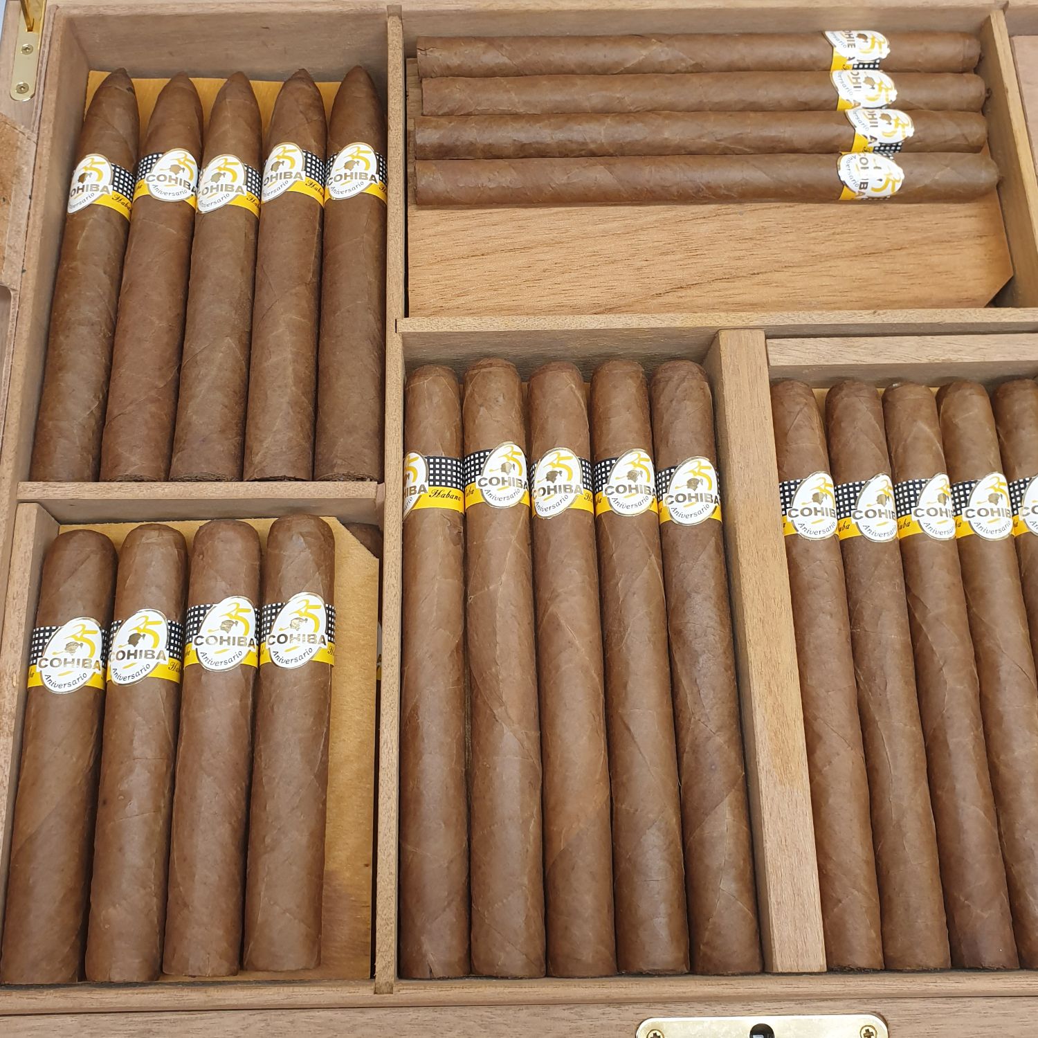 Lot 454 Cohiba 35 Aniversario Humidor Limited Edition Humidors Uk Based Lots from Online