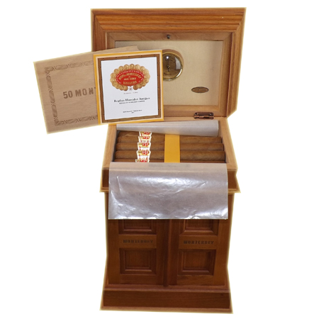 HUM1198 - Hoyo de Monterrey Replica Humidor - 2011