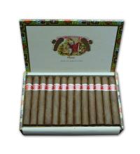 Lot 101 - Romeo y Julieta Tres Petit Coronas