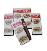 Lot 103 - Romeo y Julieta Celestiales Finos