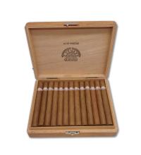 Lot 103 - H. Upmann  Sir Winston