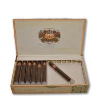 Lot 104 - H.Upmann Mirables