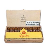 Lot 105 - Montecristo Petit Edmundo