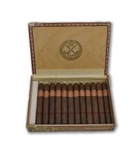 Lot 110 - La Corona Petit Coronas 