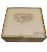 Lot 114 - Romeo y Julieta Churchills