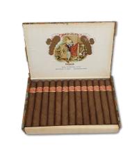 Lot 115 - Romeo y Julieta Petit Coronas