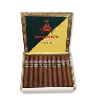 Lot 120 - Montecristo Junior