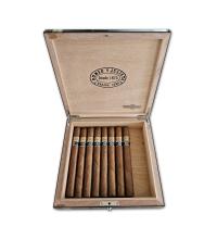 Lot 121 - Romeo y Julieta Churchills Reserva