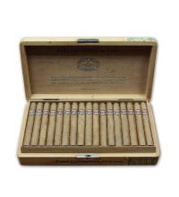 Lot 122 - Romeo y Julieta Petit Coronations Deluxe