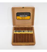 Lot 128 - Cohiba Panatelas