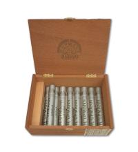 Lot 12 - H. Upmann Coronas Major 