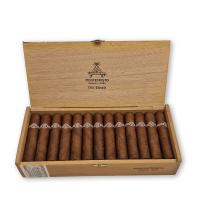 Lot 135 - Montecristo Petit Edmundo
