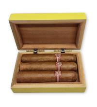 Lot 137 - Montecristo Petit Edmundo