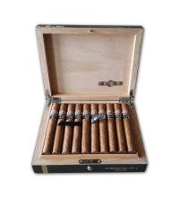 Lot 137 - Montecristo No 4 Reserva