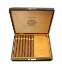 Lot 14 - H.Upmann Sir Winston