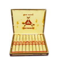 Lot 150 - Montecristo Tubos