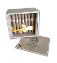 Lot 151 - Por Larranaga Petit Coronas