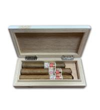 Lot 156 - Hoyo de Monterrey Gift box