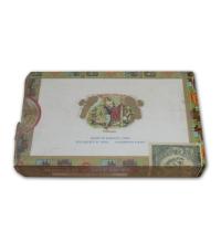 Lot 159 - Romeo y Julieta Petit Coronas