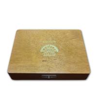 Lot 15 - H.Upmann Sir Winston