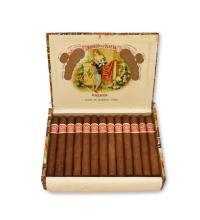 Lot 160 - Romeo y Julieta  Petit Julietas