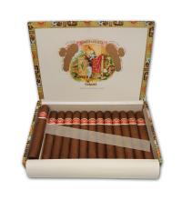 Lot 165 - Romeo y Julieta Petit Coronas