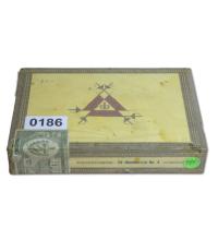 Lot 175 - Montecristo No. 4
