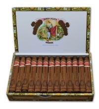 Lot 177 - Romeo y Julieta Coronitas en Cedro