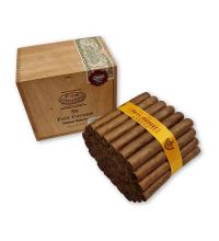 Lot 179 - Por Larranaga Petit Coronas