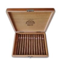 Lot 190 - H.Upmann Sir Winston