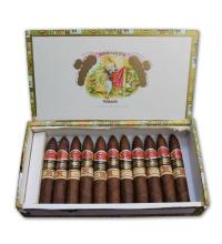 Lot 192 - Romeo y Julieta Petit Piramides