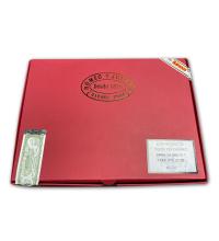 Lot 202 - Romeo y Julieta Short Churchills