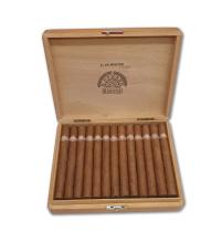 Lot 206 - H.Upmann Sir Winston