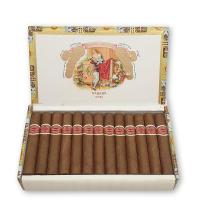 Lot 210 - Romeo y Julieta Petit Princes