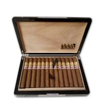 Lot 221 - Por Larranaga  Robusto Superior