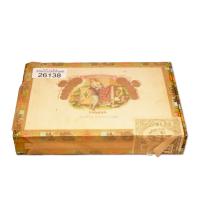 Lot 222 - Romeo y Julieta Petit Coronas 