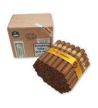 Lot 233 - Por Larranaga Petit Coronas 