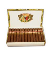 Lot 186 - Romeo y Julieta Shorts Churchills