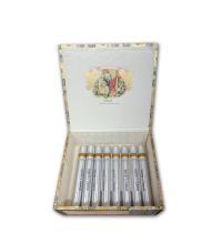 Lot 78 - Romeo y Julieta Churchills