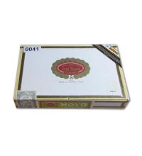 Lot 250 - Hoyo de Monterrey Piramides
