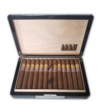 Lot 250 - Por Larranaga Robusto Superior