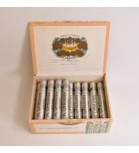 Lot 26 - H.Upmann Coronas Major