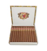 Lot 270 - Romeo y Julieta Churchills 