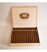 Lot 27 - H.Upmann Monarchs