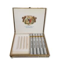Lot 285 - Romeo y Julieta Churchills