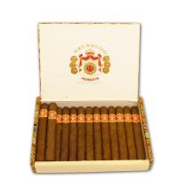 Lot 28 - Macanudo Canberras Especiales