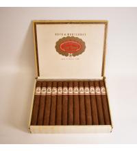 Lot 29 - Hoyo de Monterrey Churchills