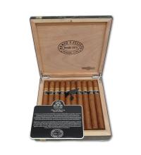 Lot 300 - Romeo y Julieta Churchills Reserva