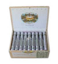 Lot 30 - H. Upmann Coronas Major