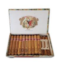 Lot 312 - Romeo y Julieta Coronitas en Cedro